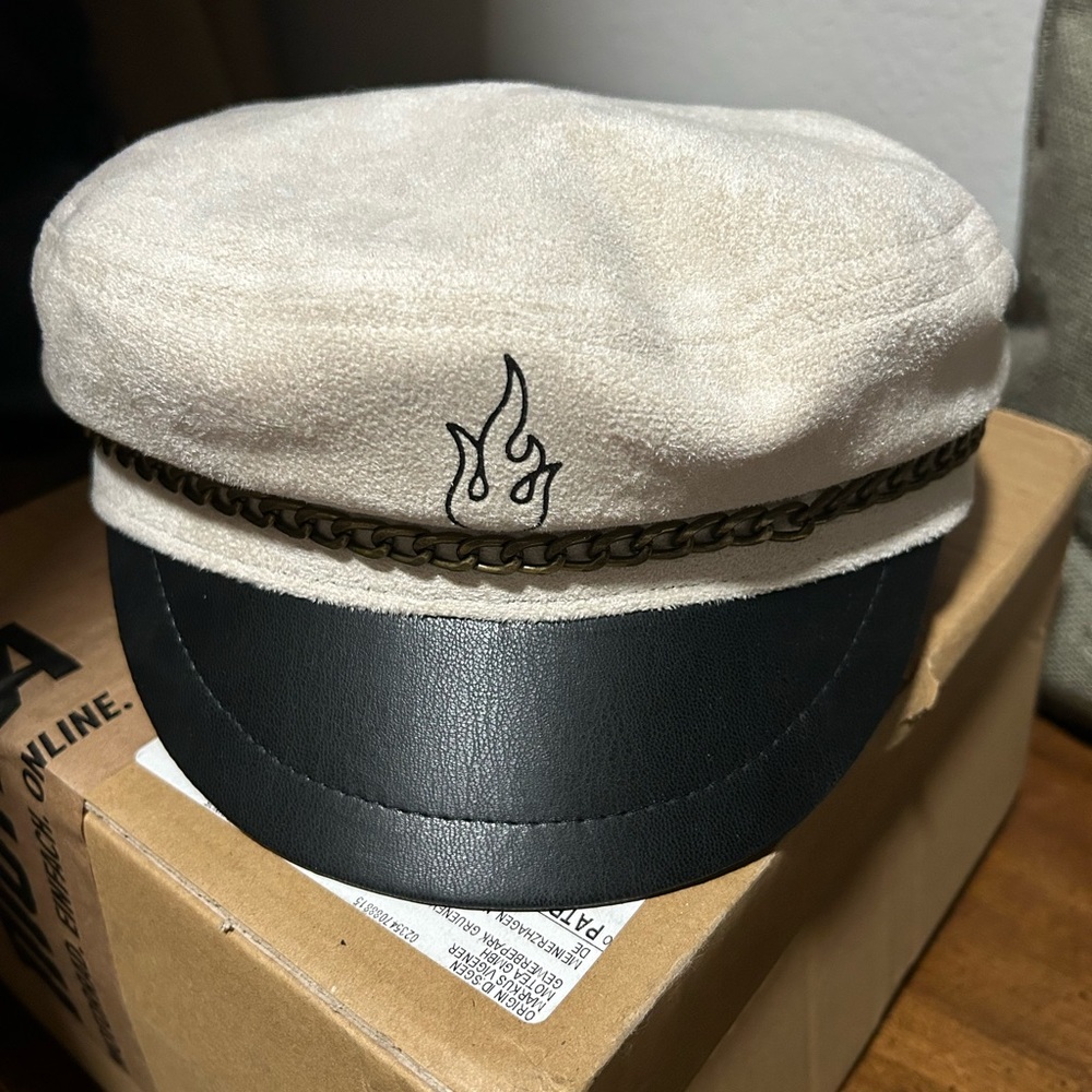 Hell Babes Beige and Black Cap with Chain Detail